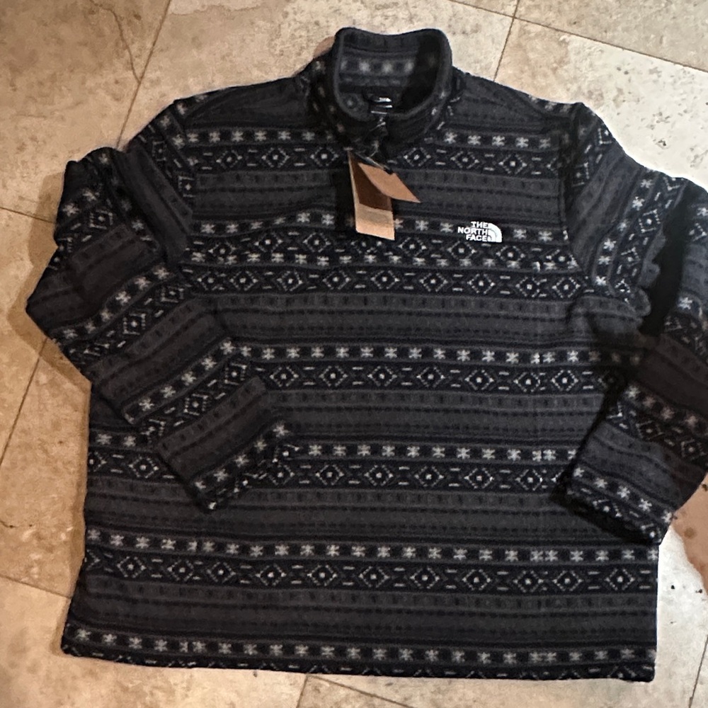 The North Face Tsillan Men's 1/4 zip Patterned Black and Gray Zip-Sweater